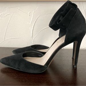 Jessica Simpson Black Suede Heels - Size 8